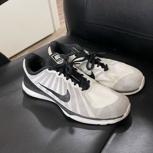 Nike training trainer sneakers